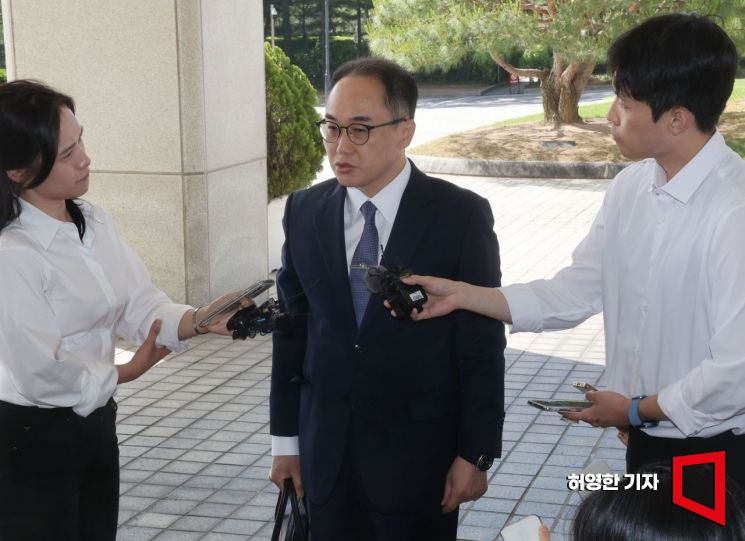 이원석 총장 "인사는 인사고, 수사는 수사"…인사 관련 질문엔 답변 안 해