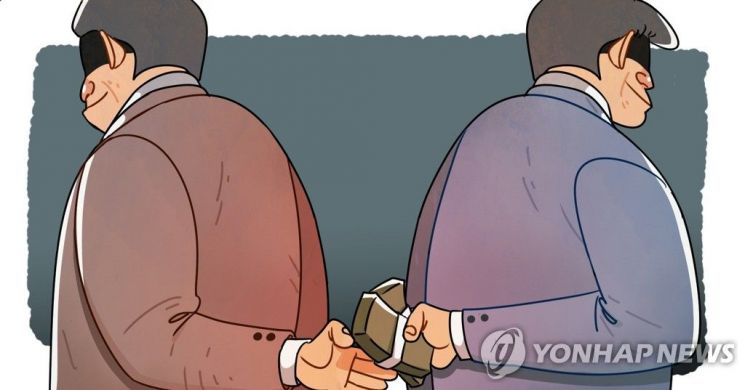 "1000만원 줬다" vs "받은 적 없어" 브로커 뇌물수수 경위 법정공방