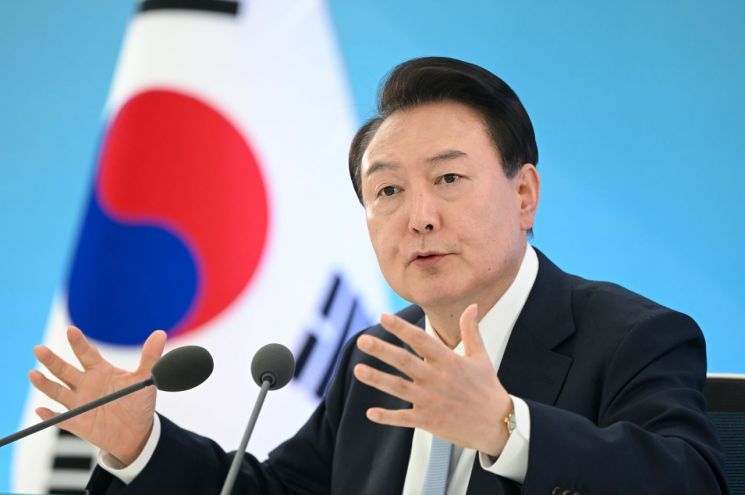 [Why&Next]부가세 인하 사실상 무산…커지는 '尹경제정책' 위기론