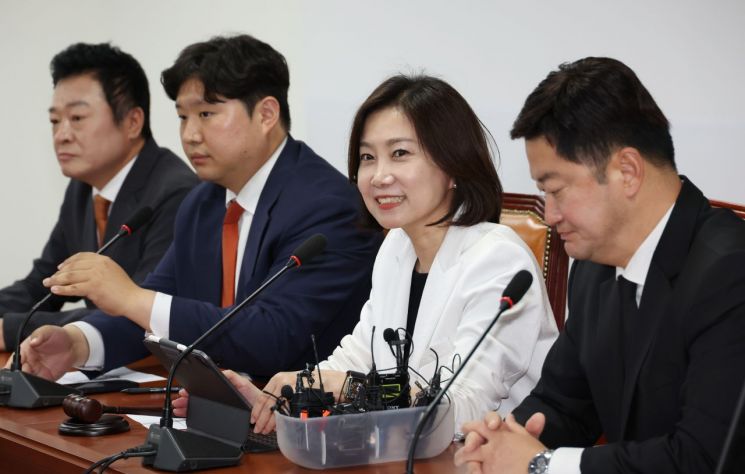 허은아 "수권정당 만들 것"…개혁신당 2기 지도부 출범