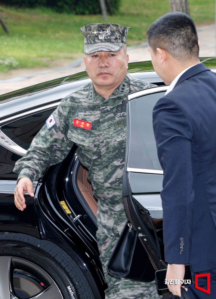 [포토] 공수처 도착한 김계환 해병대 사령관