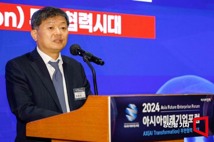우병현 아시아경제 대표가 22일 서울 중구 롯데호텔에서 열린 ‘2024 아시아미래기업포럼’에 참석해 개회사 하고 있다. 사진=강진형 기자aymsdream@