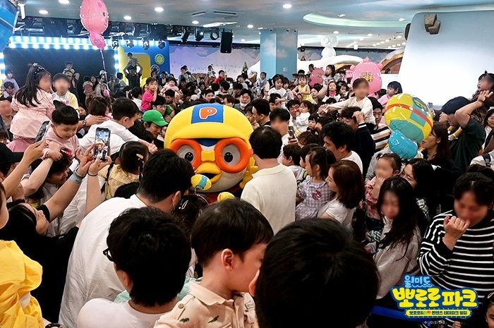 'Pororo & Tayo Content Theme Park Building in Wolmido' Attracts 50,000 Visitors in One Month