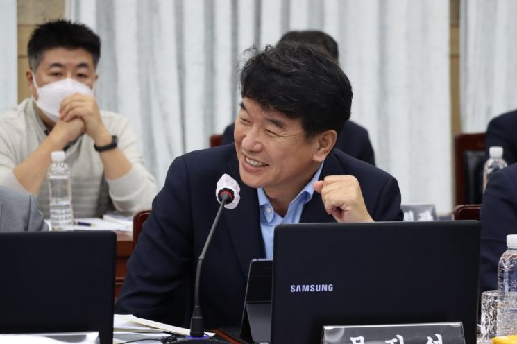 더불어민주당 문진석 의원(천안시갑)이 ‘중부권동서횡단철도 건설을 위한 특별법’을 대표 발의했다.