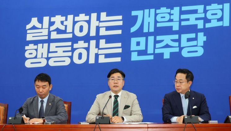 박찬대 "법사위·운영위 양보 못해…국민의힘, 협의 나서라"