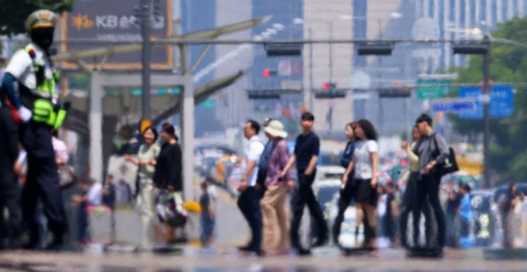 [내일날씨]충청·남부지방 소나기…서울 최고기온 28도