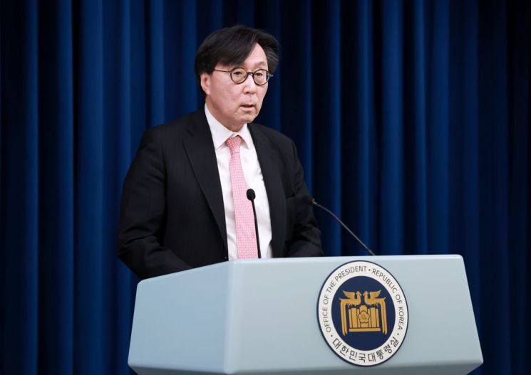 정부, '北 오물풍선 살포중단' 대책회의…향후 시나리오