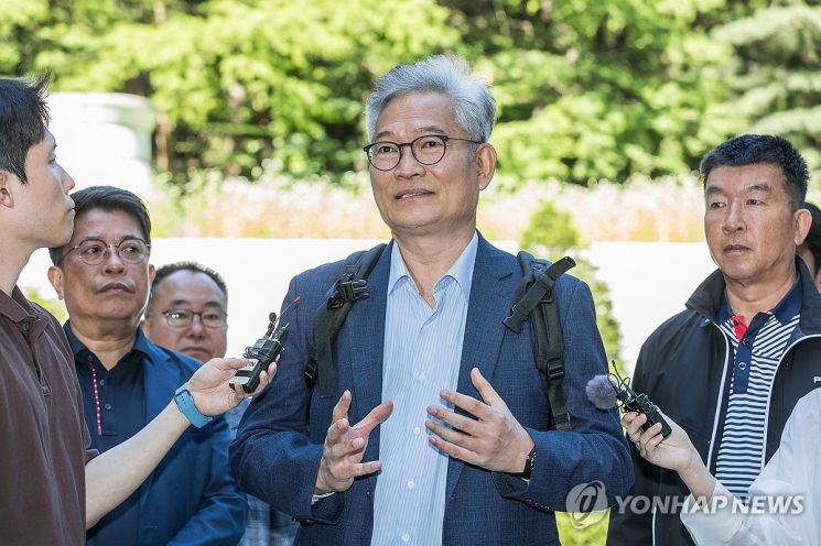 송영길 돈봉투 의혹 재판부, 검찰에 이정근 조사 관련 설명 요구
