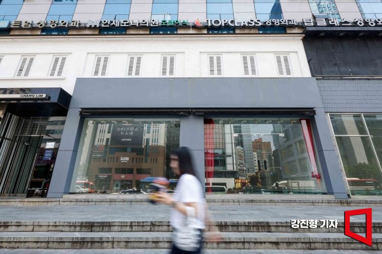 "하루 13시간 일하고 월 400만원"…서울 카페 1만개 '자영업자 한숨'