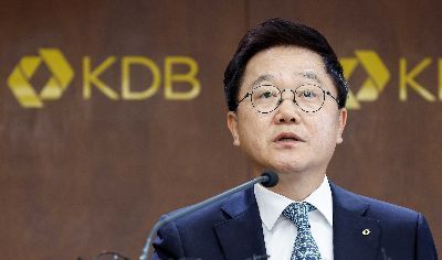 강석훈 산은회장 "경제 재도약 첨병될 것…수익성 강화"