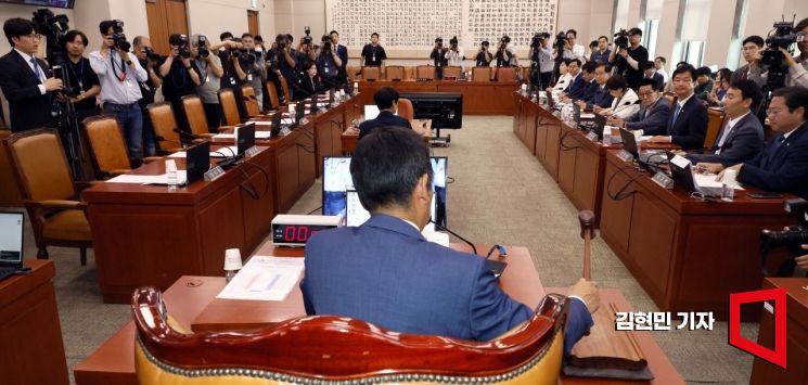 국힘"野 채상병특검법 단독 통과, 이재명 충성 경쟁"