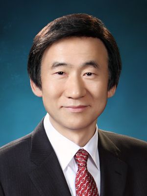 청와대재단 이사장에 윤병세 전 외교부 장관