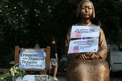 베를린에 설치된 ‘평화의 소녀상’ [이미지출처=연합뉴스]