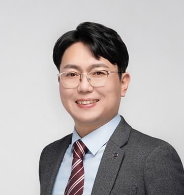 제39대 한국교원단체총연합회장에 역대 최연소로 당선된 박정현 신임 회장 [사진출처=교총]