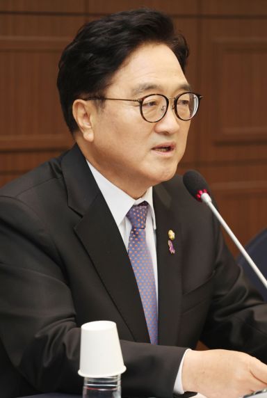 우원식 국회의장 초청 관훈토론회가 24일 서울 프레스센터에서 열렸다. 토론회에 앞서 우 의장이 기조연설을 하고 있다. 사진=허영한 기자 younghan@