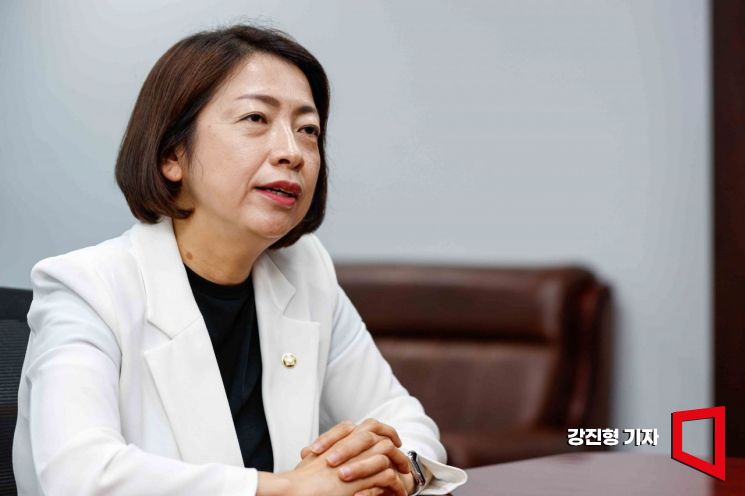 황정아 더불어민주당 의원. 강진형 기자