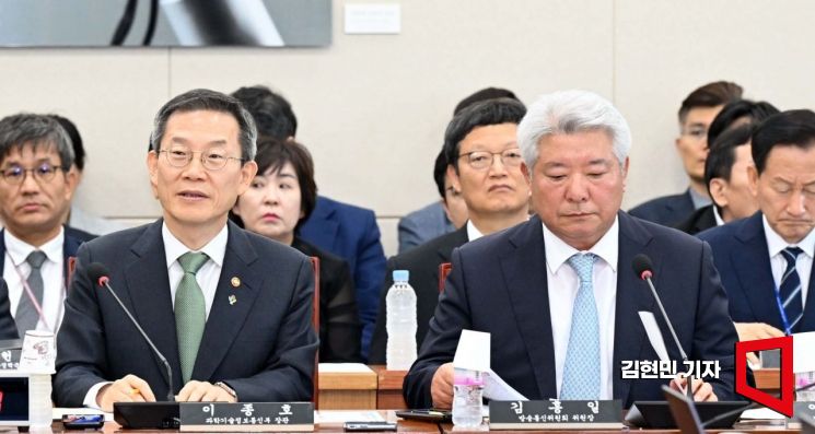 [포토] 국회 과방위 출석한 이종호 과기부 장관-김홍일 방통위원장