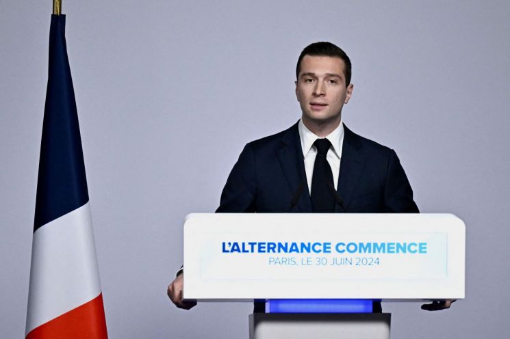 프랑스 권력 중심에 선 극우, 웃었다…최대 승자와 패자 살펴보니[글로벌포커스]