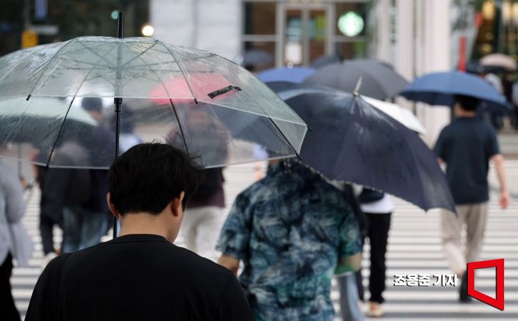 중부지방 중심 강한 비…경북 8가구 침수