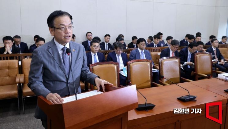 [포토] 최상목 "尹정부 경제정책 부자감세 절대 아냐…민생안정 위한 것"