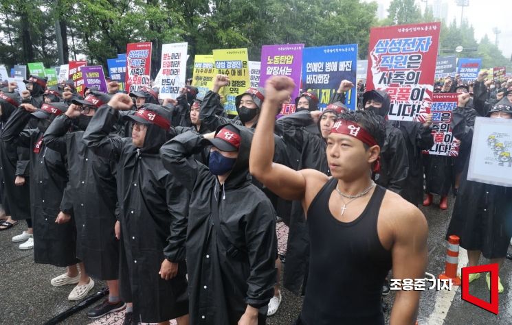 '생산 차질' 목표로 내건 삼성전자 노조, '반도체 훈풍'에 변수로(종합)