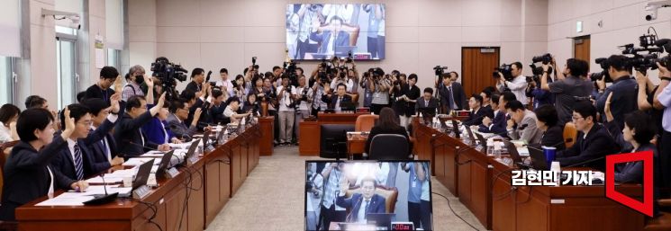 [포토] 野, 법사위 ‘尹탄핵 청문회’ 김건희 여사 모녀 증인 채택