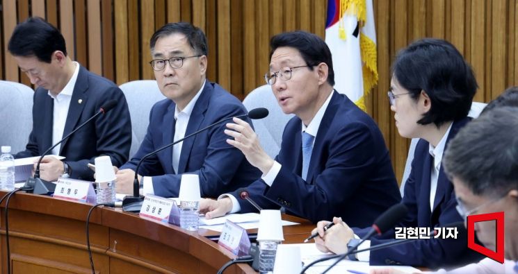 [포토] 발언하는 김상훈 민생경제안정특위 위원장