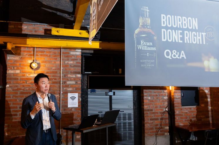 '年 50%급성장' RTD 주류 시장…신세계, ABC와 하이볼 출시