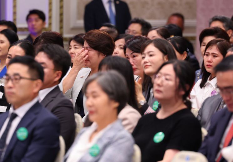 통합위, 탈북민 명칭조사 '꼴찌'에도 '北배경주민' 제안