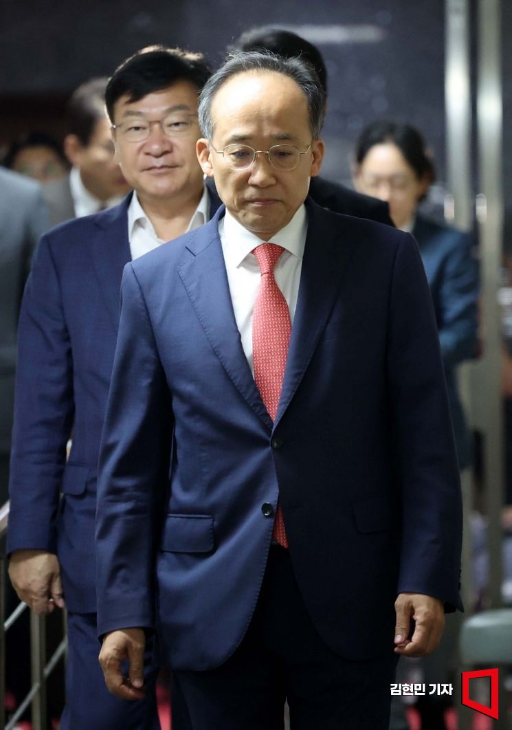 [포토] 추경호 "민주당 정권 흔들어 이재명 살리기 책동 반드시 막겠다"