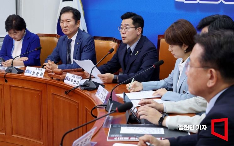 [포토] 박찬대 "민생경제 비상상황...추경 포함 모든 방책 테이블 올려야"