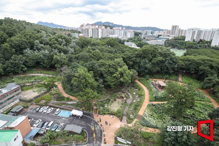 [포토] 수국동산으로 돌아온 노원구 초안산