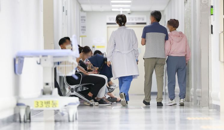 병원·약국 카드수수료 낮아지나…여전법 개정안 발의