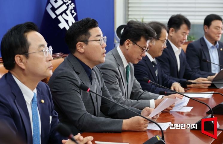 [포토] 박찬대 “與 대표 후보들, 나란히 수사받으라”