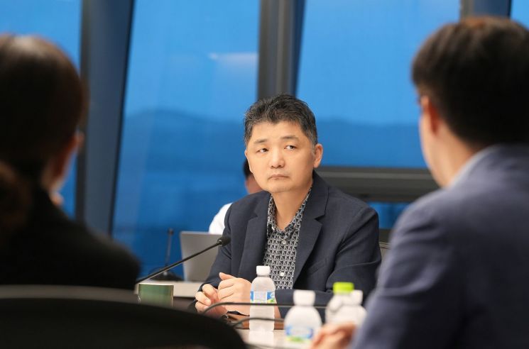 카카오 김범수 "SM 시세조종 혐의 사실 아냐…불법 지시한 적 없어"