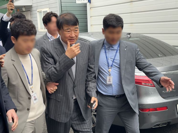 '가상화폐로 비자금 조성 혐의' 김상철 한컴회장 구속영장 기각