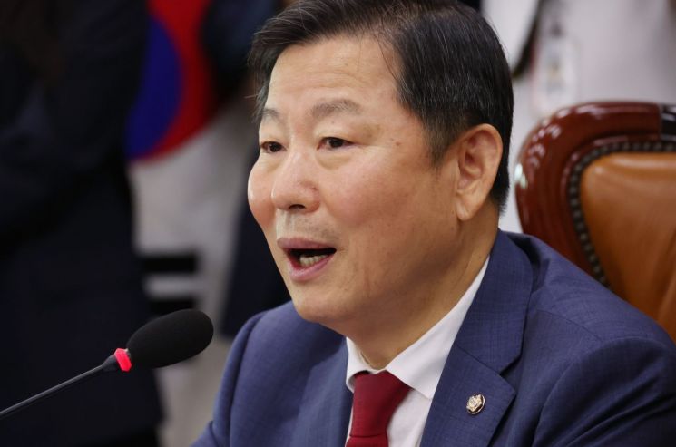 이철규 국회 산업통상자원중소벤처기업위원회 위원장 [이미지출처=연합뉴스]