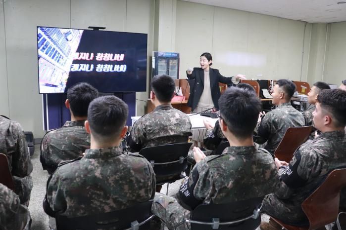 [단독]상담자도 상급자라 말 못한다…군내 가혹행위 여전[MZ 마음챙김]