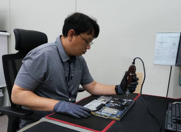 Samsung Electronics Service Ranks No.1 in AS Satisfaction in the '2024 Korea Industry Service Quality Index'