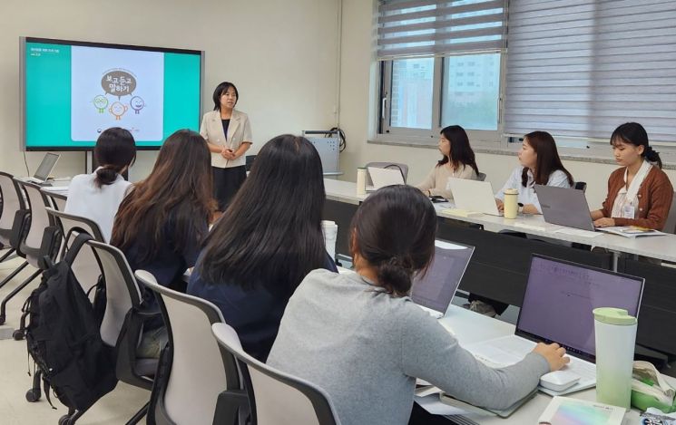 [르포]"혹시 지금 많이 힘드신가요?" 생명지킴이 된 청년들[MZ 마음챙김]