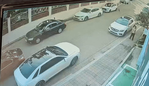 속초서 후진하던 차량에 모녀 참변…운전자 "차가 문제"