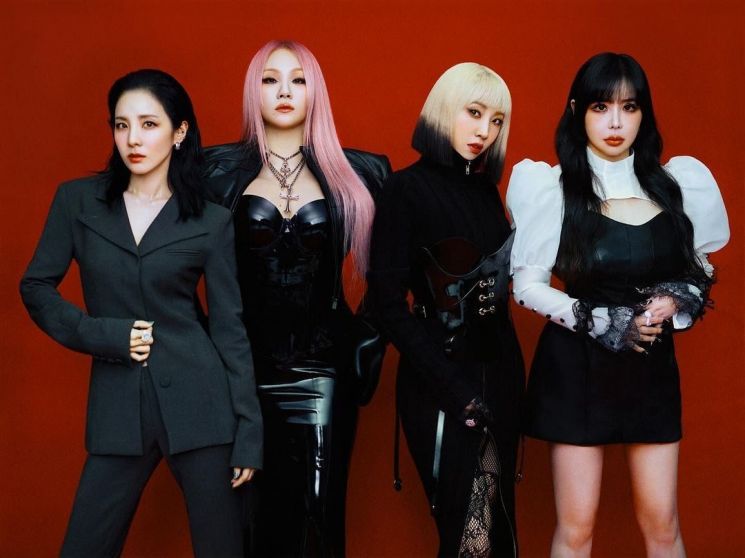 8년 만에 '완전체 재결합' 2NE1…"반갑다" YG주가 깜짝 반등