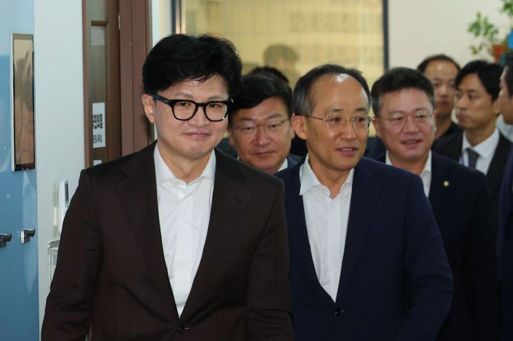 野 "채상병 이탈표 성과"…한동훈 "꿈이 소박해"
