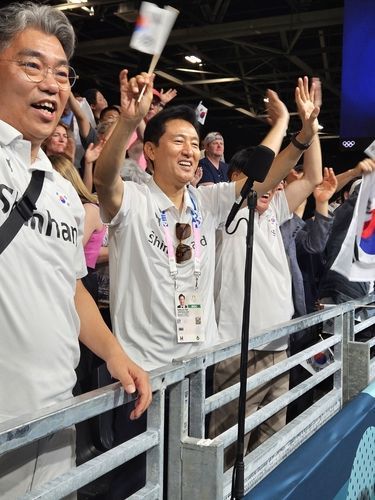 파리올림픽 개막식 참석한 오세훈 "의미 있는 결실 보길"