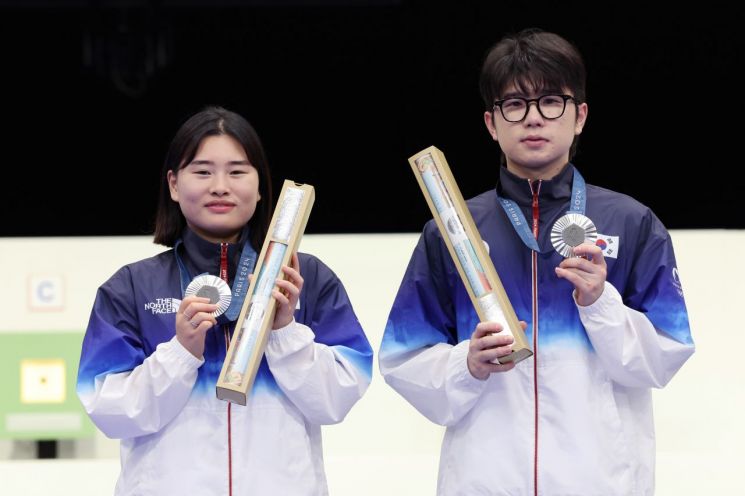 '은메달' 박하준 父 "식당에 축하전화 이어져…아들 자랑스럽다"[파리올림픽]