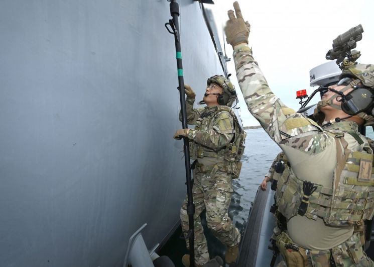 [군사이야기]"실수는 없다" 막강 UDT 훈련 체험기 [양낙규의 Defence Club]