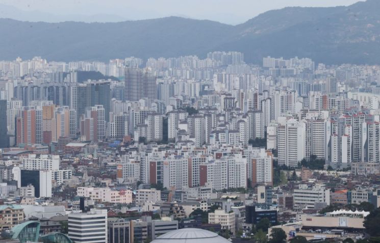 악성 미분양 11개월째 증가…서울은 아파트 거래량 6000건대 회복