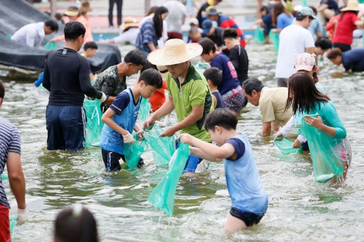 전어잡기 체험 사진［사진제공=보성군］