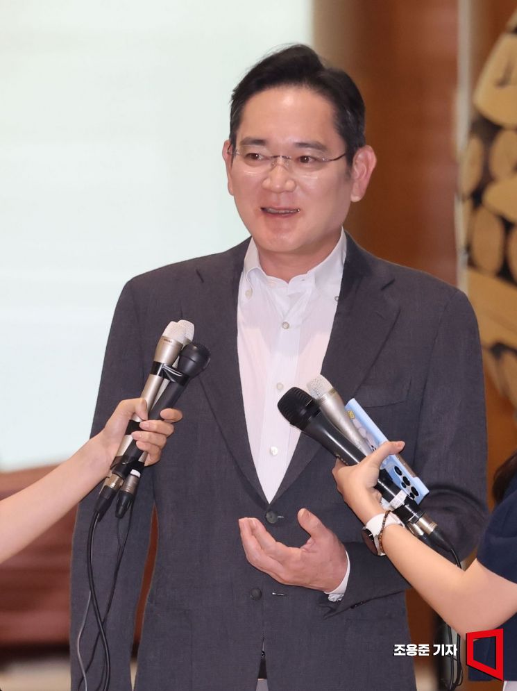 이재용 삼성전자 회장, 美 연방 상원의원들과 승지원 미팅