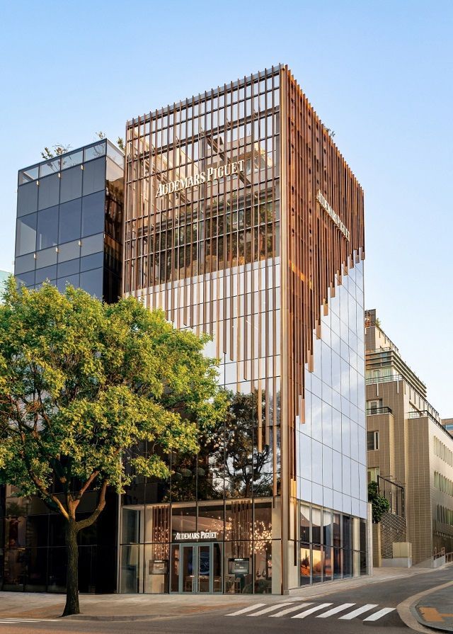 오데마 피게, 서울 중심부에 한국 첫 플래그십 개점